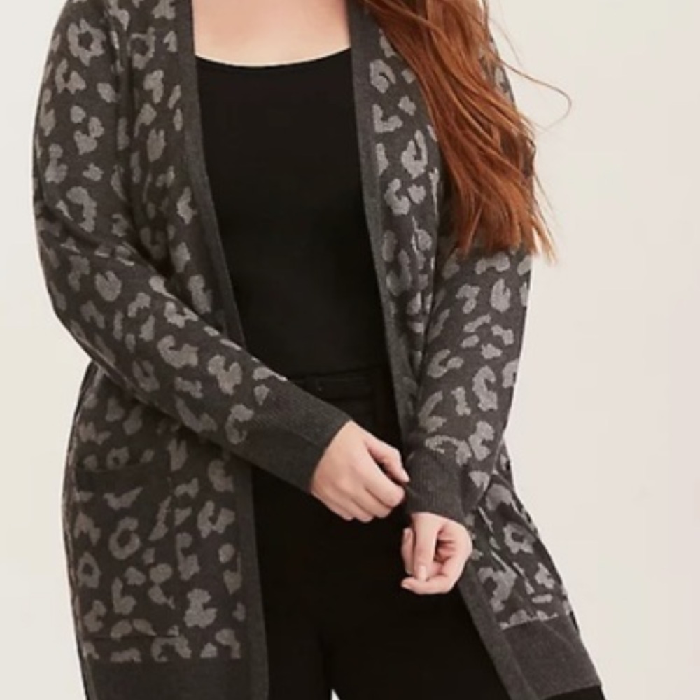 Torrid Black And Gray Leopard Cardigan Size 2X